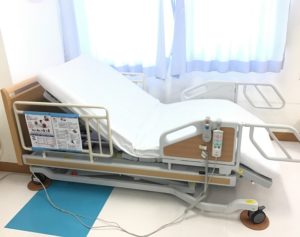 新しい多機能ベッドのご紹介！ | 一般財団法人 多摩緑成会 緑成会病院